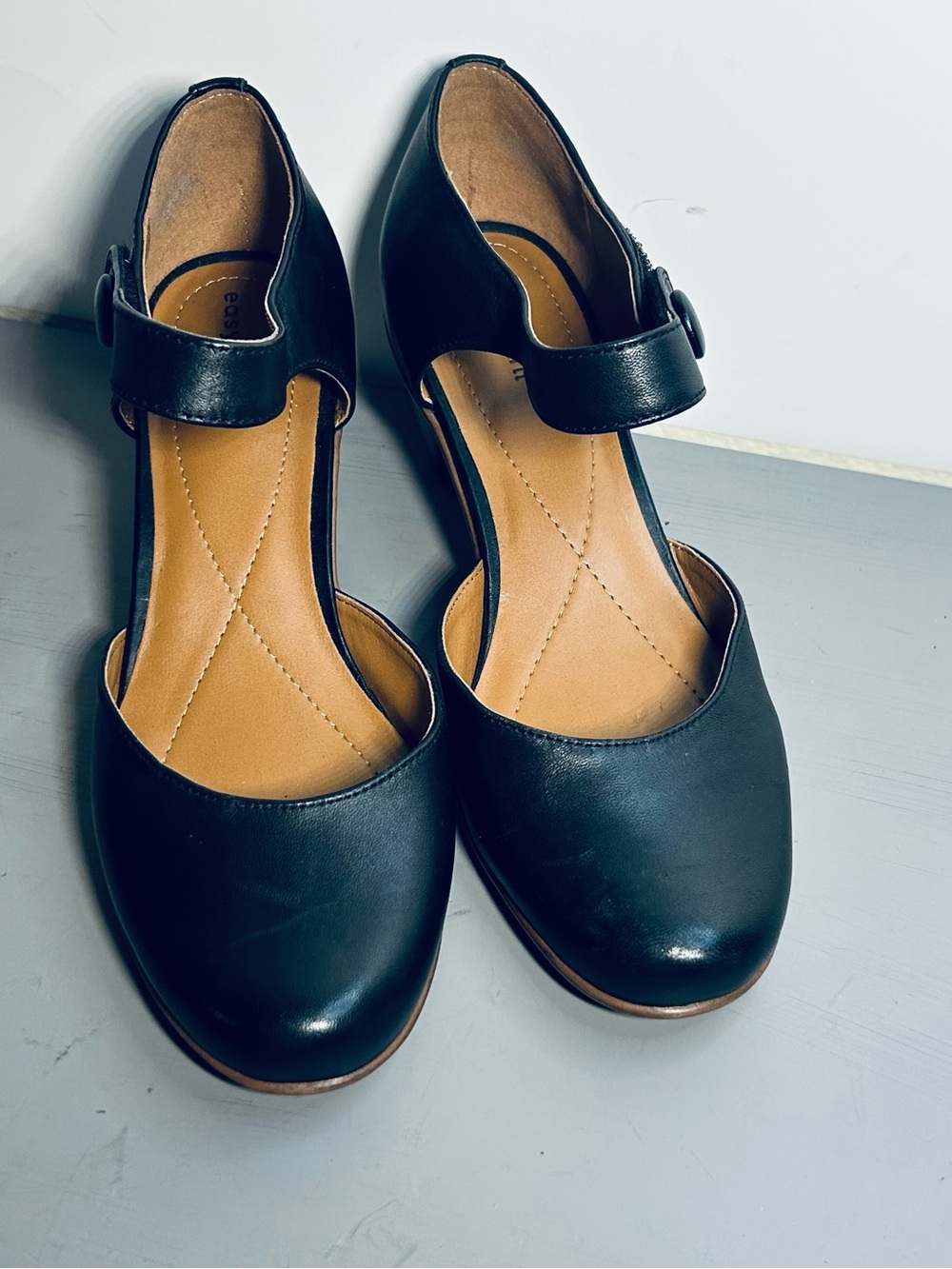 Easy Spirit Black Mary Jane Flats with Tan Insole
